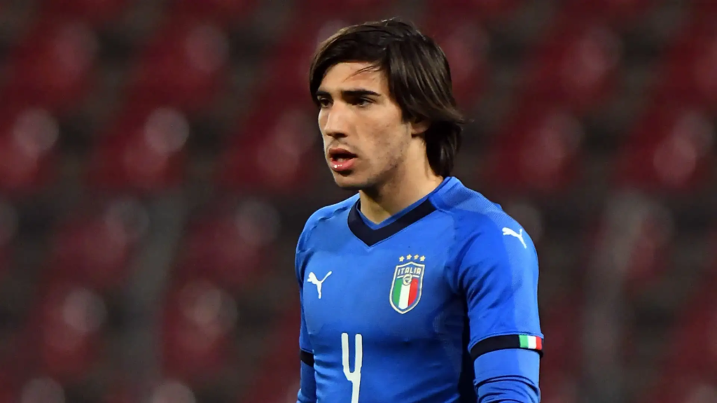 Sandro Tonali tidak minat gabung Setan Merah transfer berita