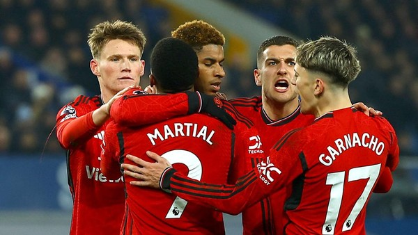 Prediksi Everton vs Manchester United