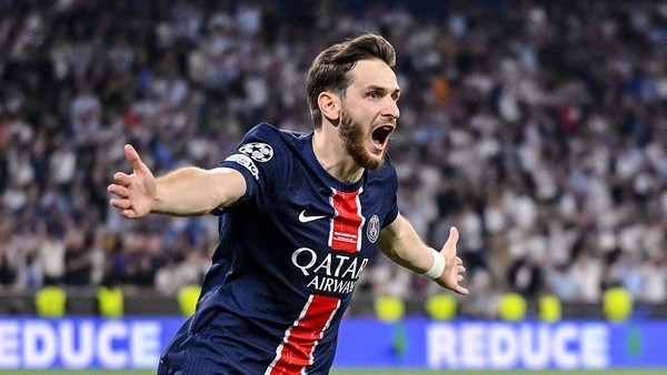 Liverpool Siap Angkut Khvicha Kvaratskhelia