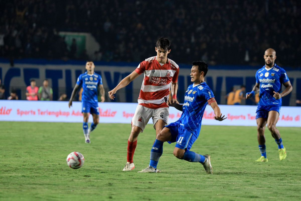 Prediksi Persib Bandung vs Madura United