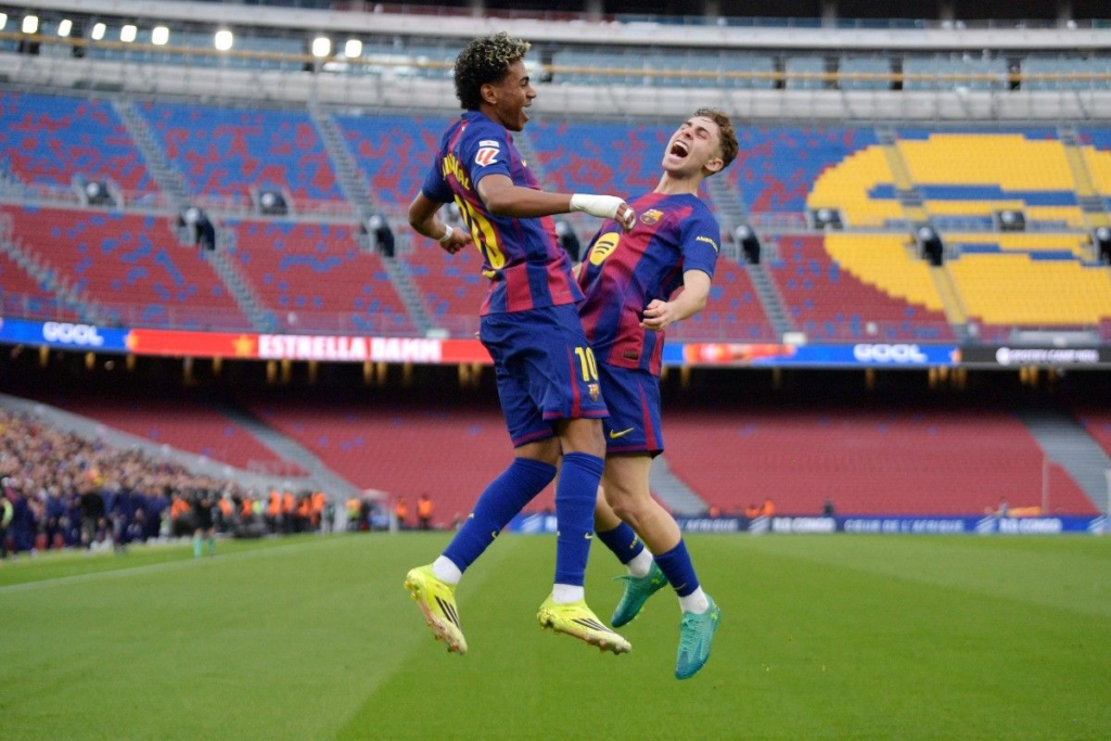 Hattrick Pertama Yamal di Barcelona