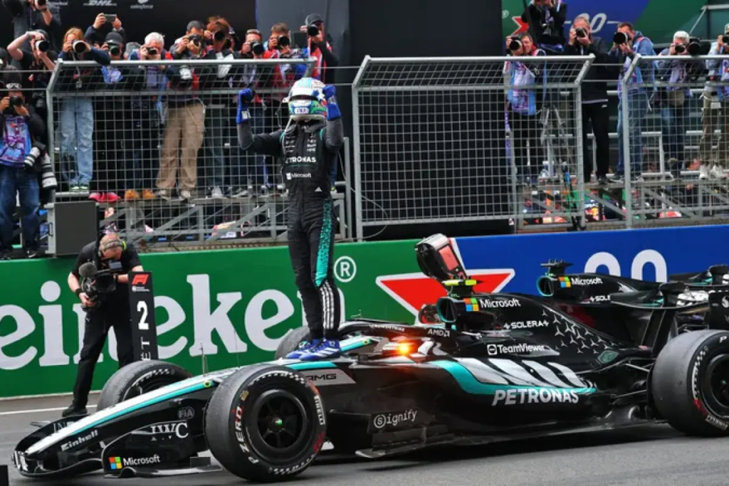 Antonelli Menangi F1 GP China