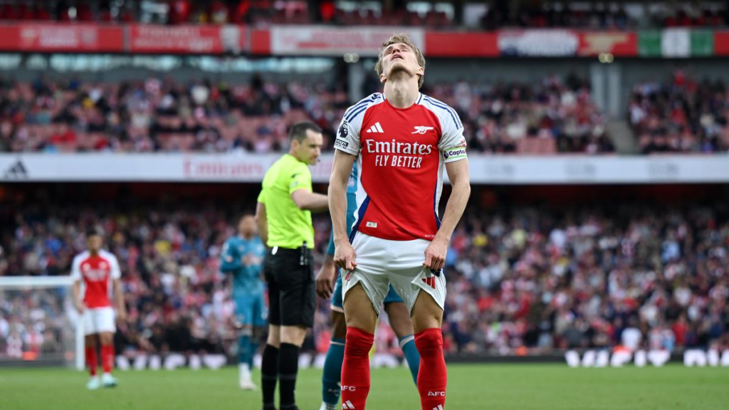 Hasil Arsenal vs Bournemouth 1-2