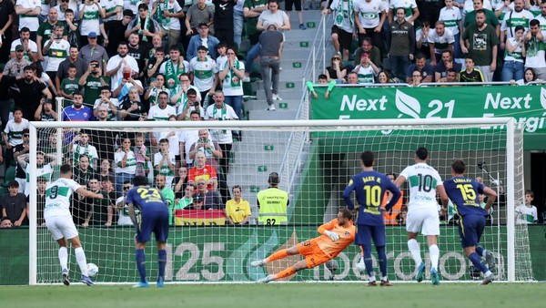 Hasil Skor Elche vs Atletico Madrid