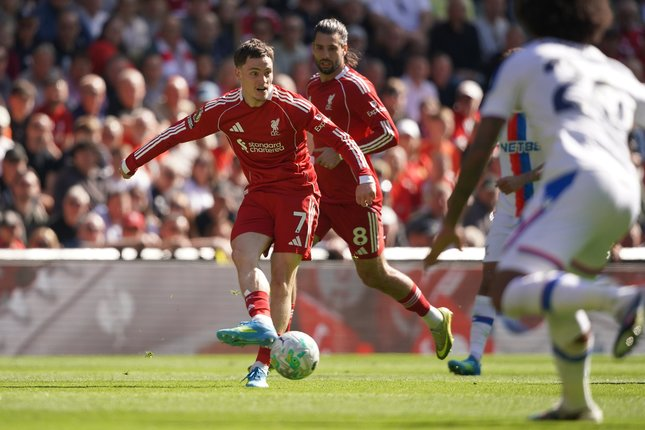 Liverpool Bungkam Crystal Palace 3-1