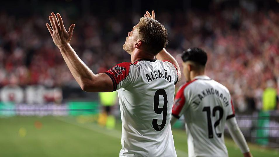 Hasil skor Rayo Vallecano vs Strasbourg